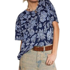 We The Free Blue White Floral Nina Printed Oversized T-Shirt Sz XS Bohemian Chic
